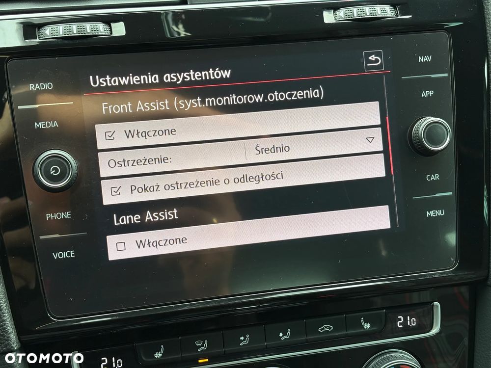 Volkswagen Golf GTI (BlueMotion Technology) DSG - 21