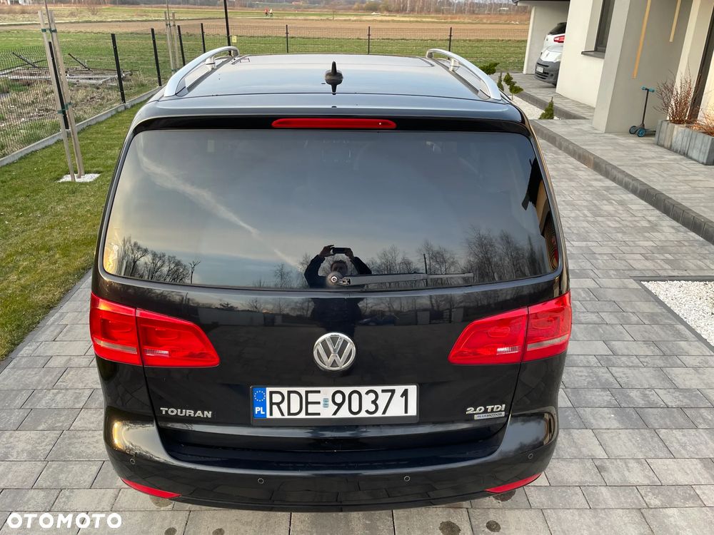Volkswagen Touran 2.0 TDI DPF DSG MATCH - 23