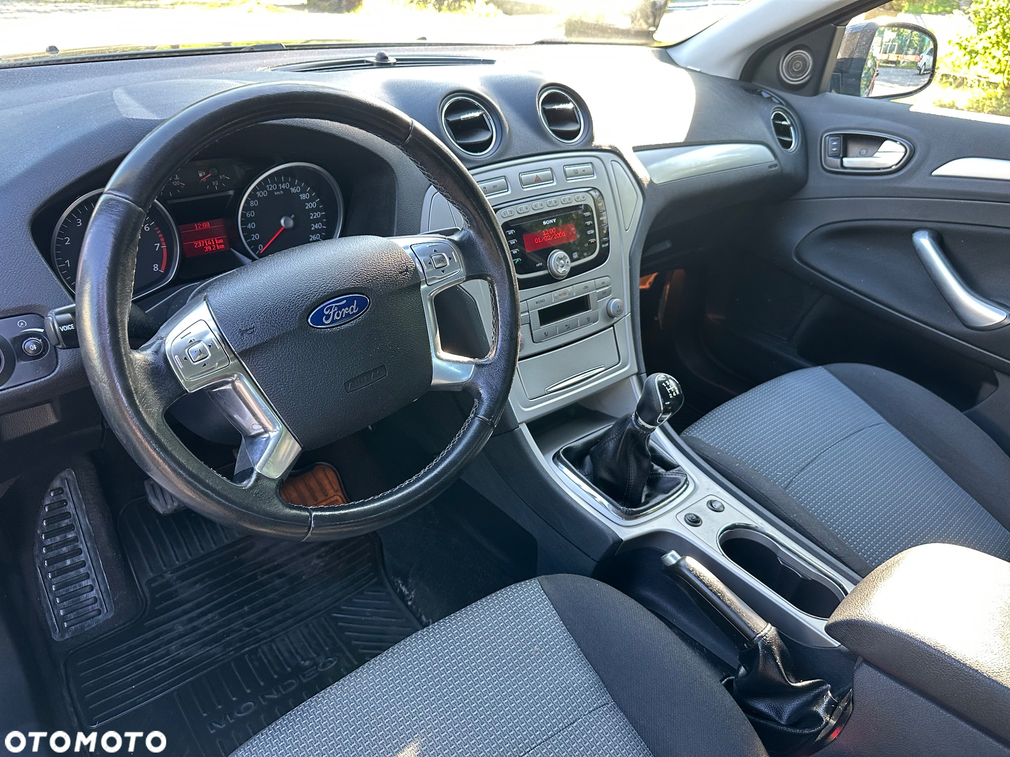 Ford Mondeo 2.0 Trend - 8