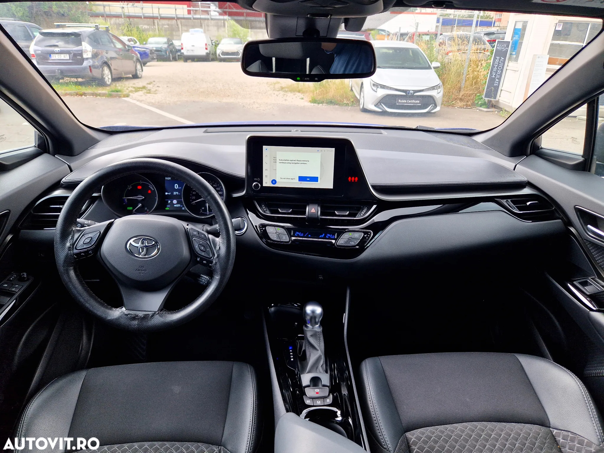 Toyota C-HR 1.8 HSD 122 CP 4x2 CVT C-ult Style bi-tone - 12