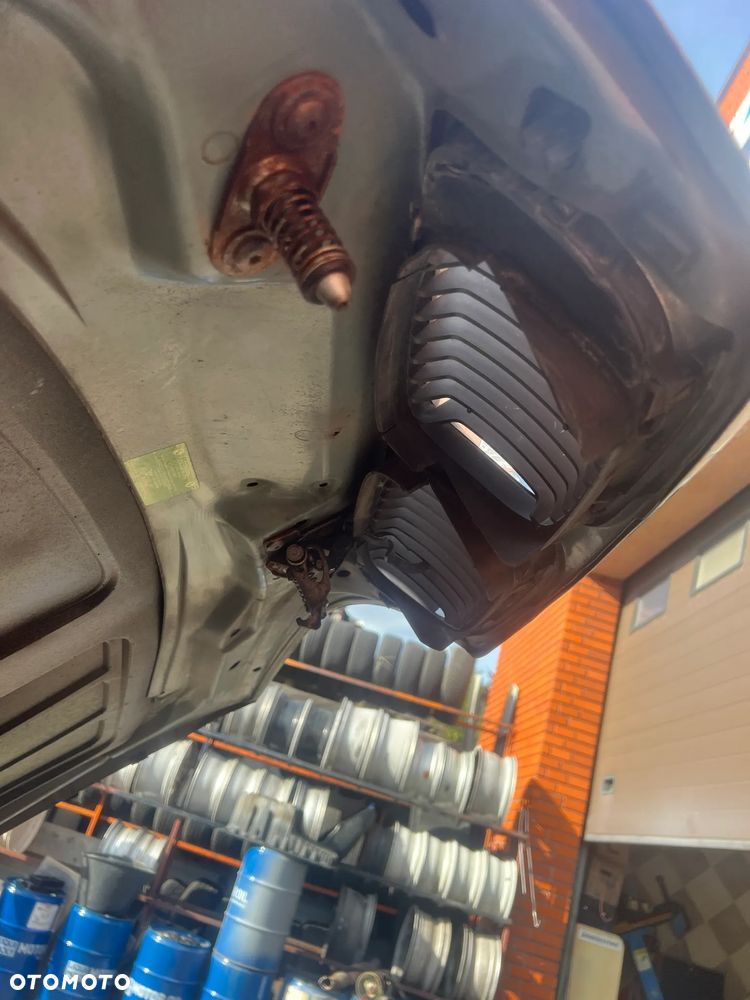 BMW E46 MASKA LIFT GRAUGRUEN - 6