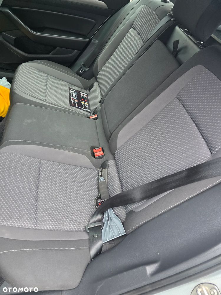 Volkswagen Passat 2.0 TDI (BlueMotion Technology) DSG Comfortline - 15