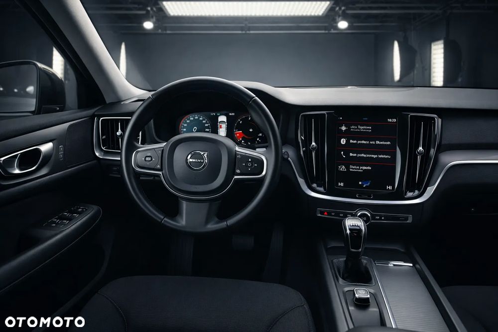 Volvo V60 D3 Momentum - 16