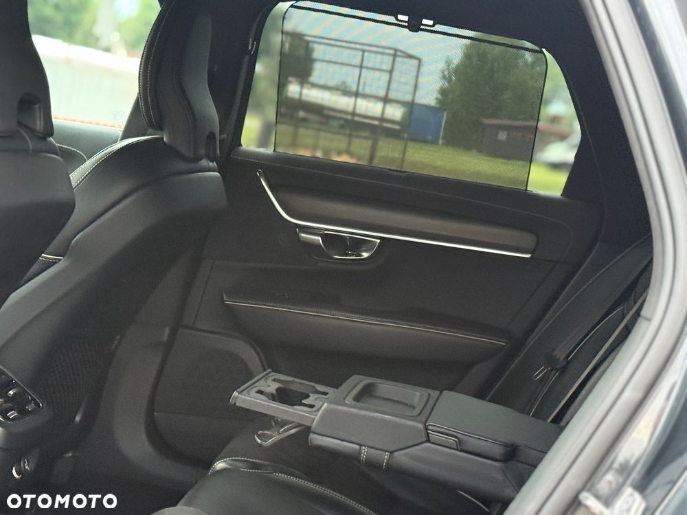 Volvo V90 D5 SCR AWD R-Design - 20