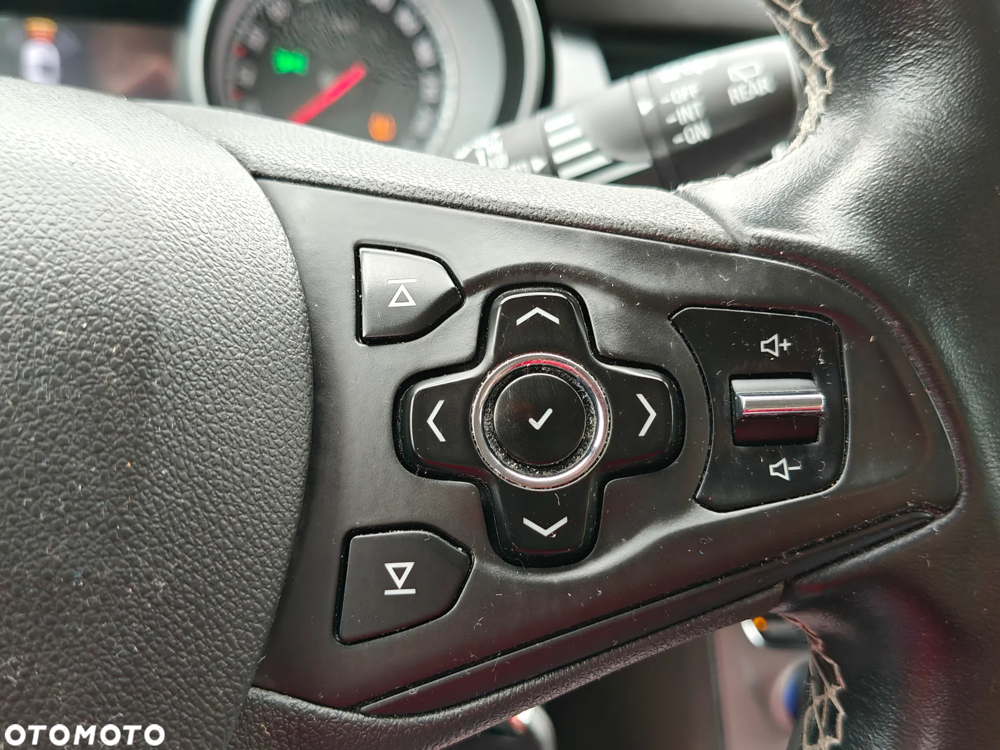 Opel Astra IV 1.6 CDTI Cosmo - 24