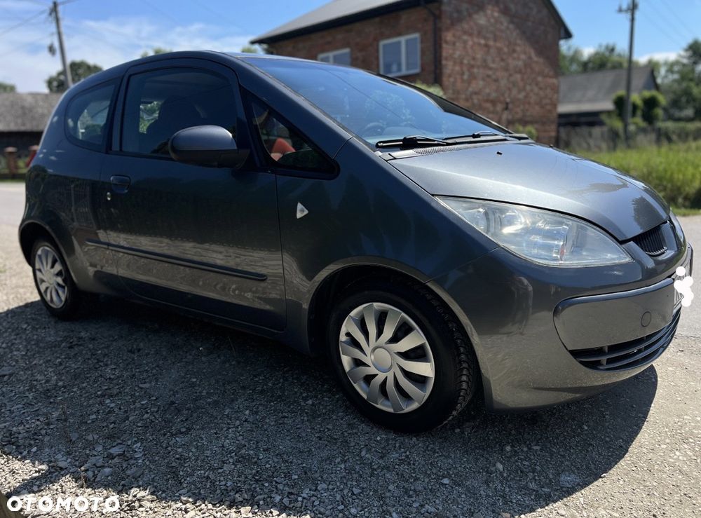 Mitsubishi Colt - 2