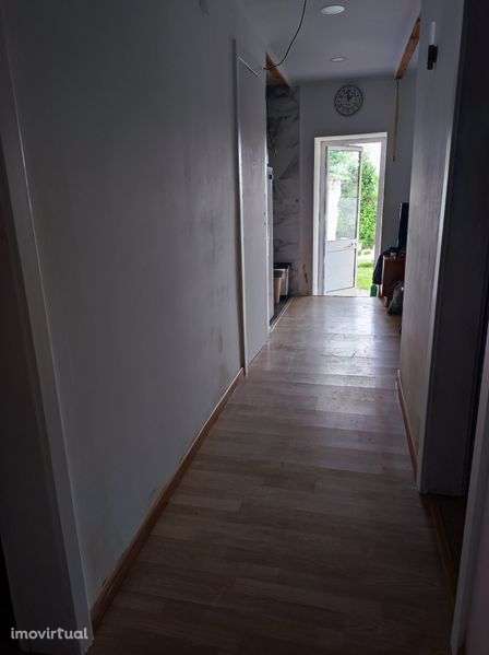 Casa no sopé da serra monte junto - Grande imagem: 3/12