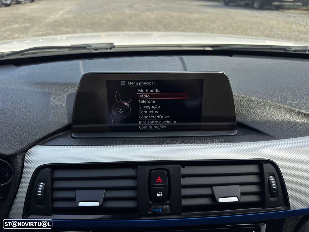 BMW 318 d Auto Pack M - 23