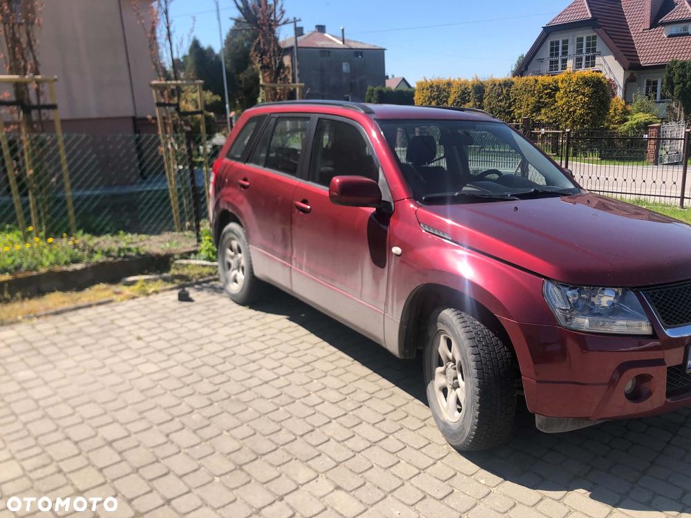 Suzuki Grand Vitara 2.0 - 4