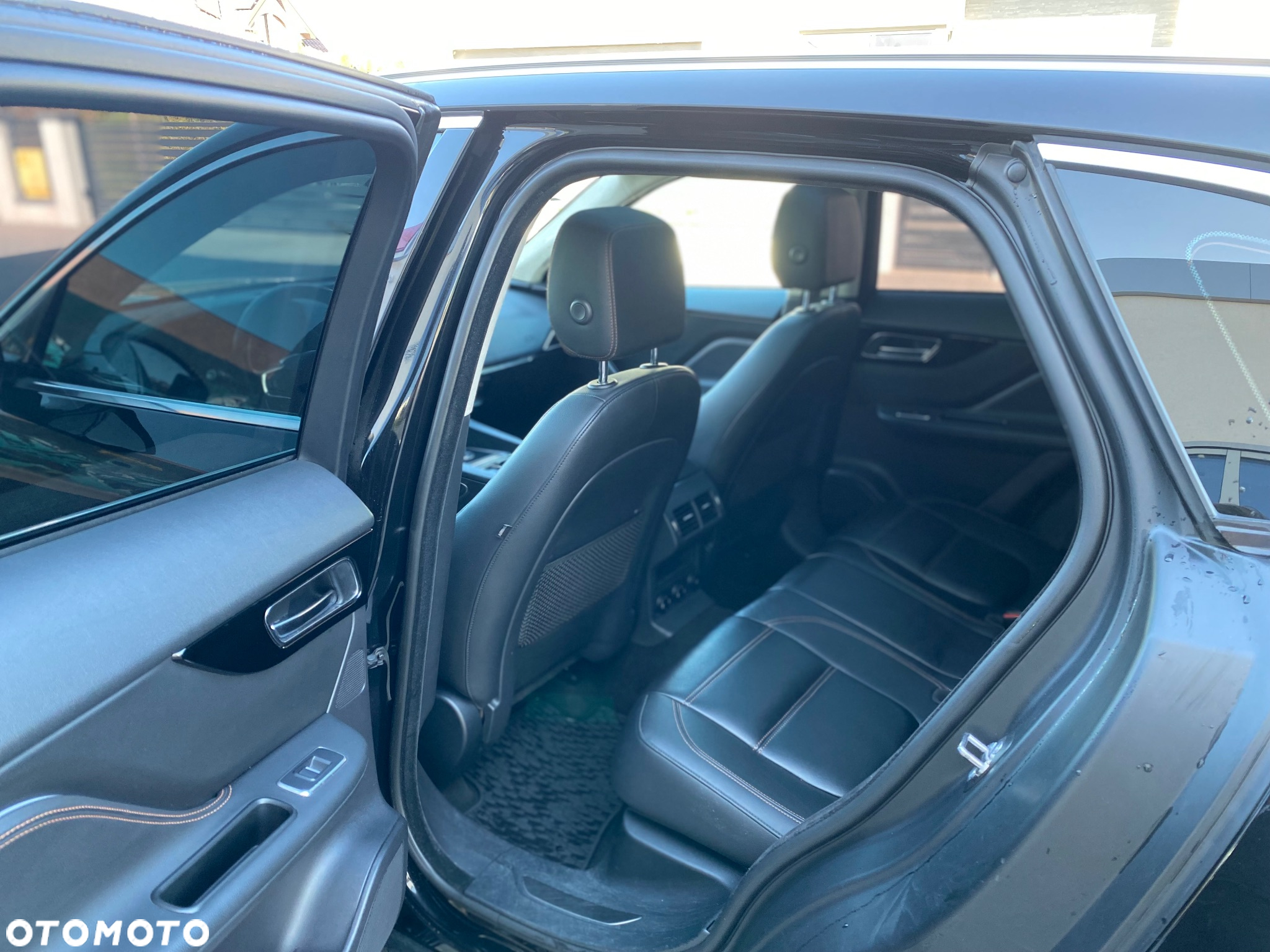 Jaguar F-Pace 20d AWD Prestige - 12