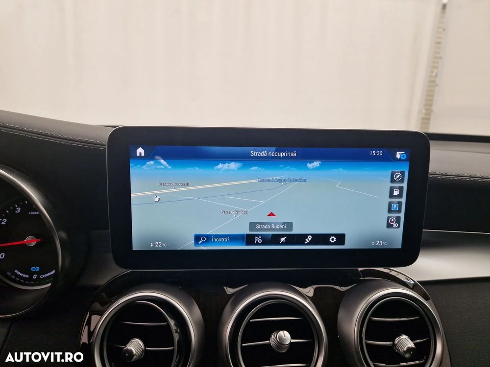 Mercedes-Benz GLC - 9