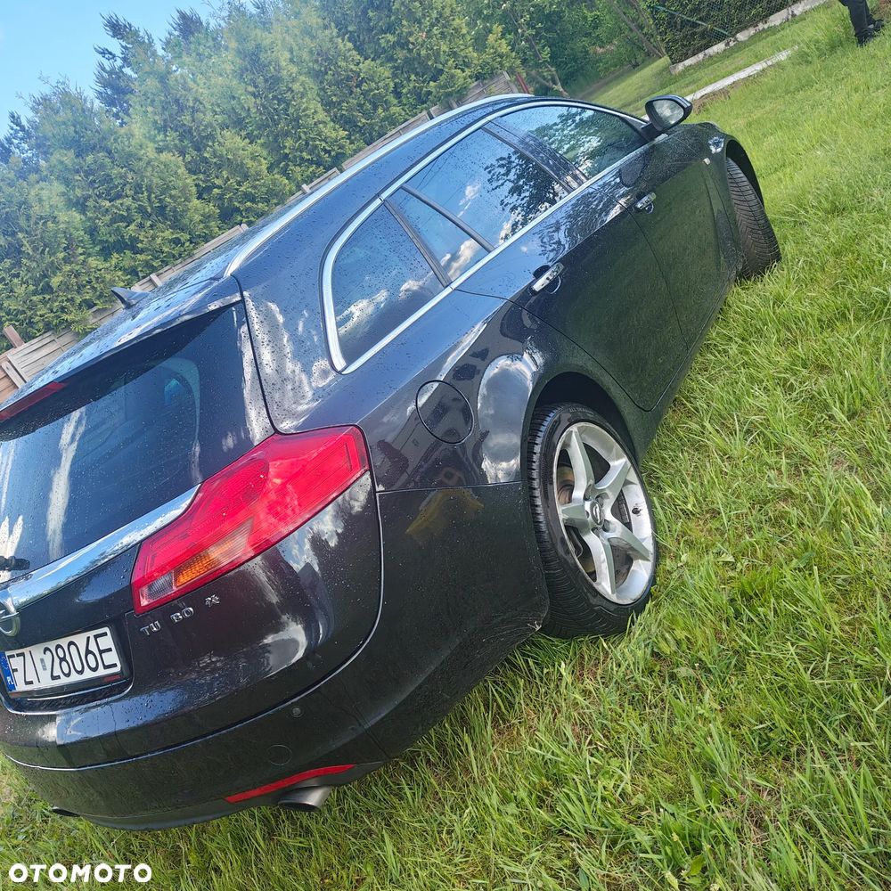 Opel Insignia 2.0 T Cosmo 4x4 - 2