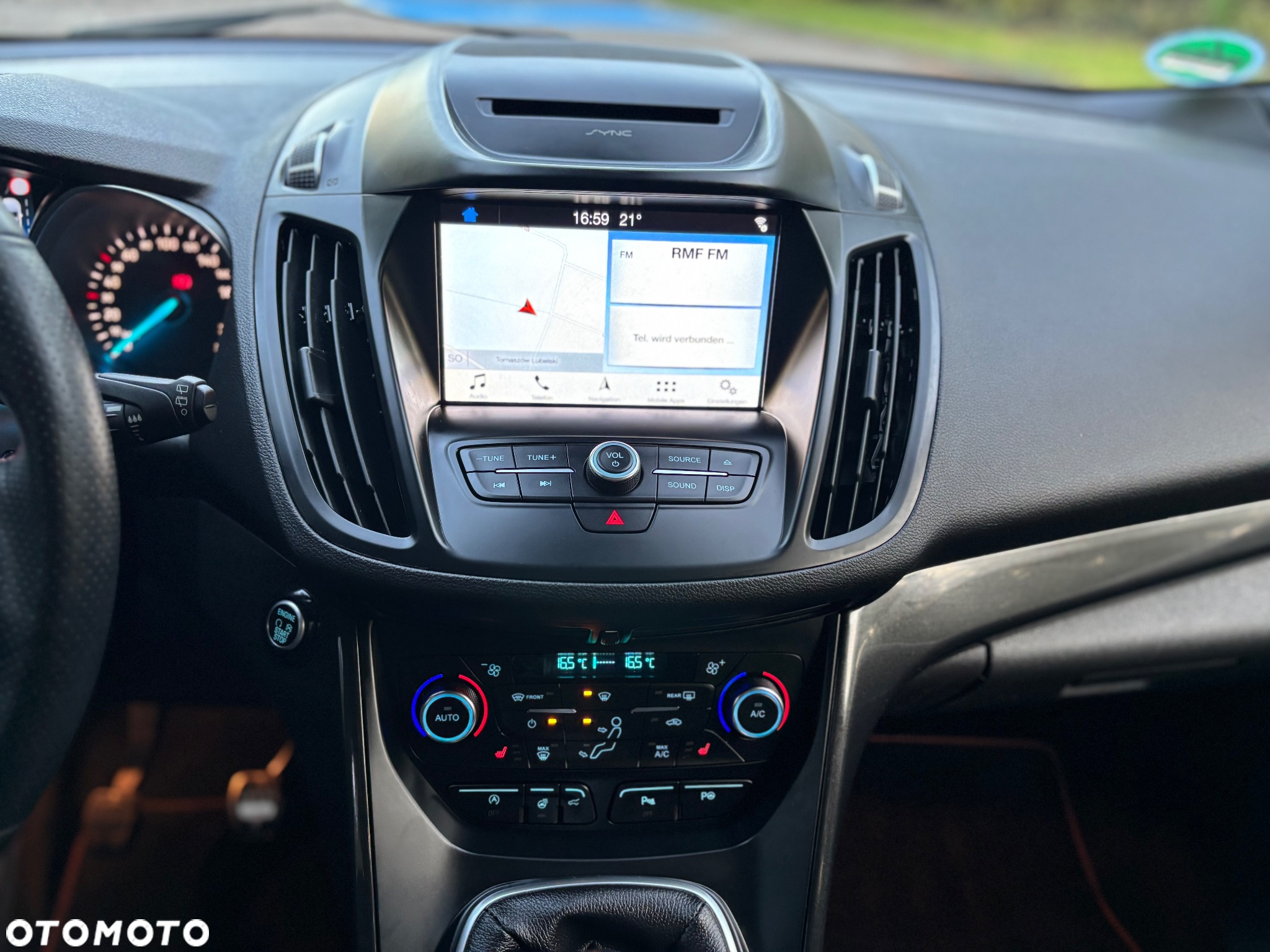 Ford Kuga - 17