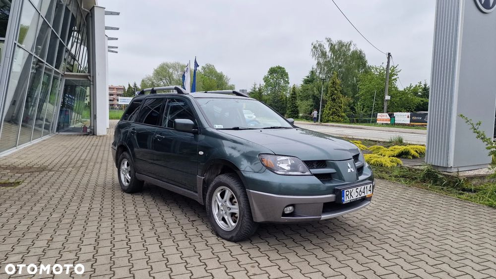 Mitsubishi Outlander 2.4 Intense - 7