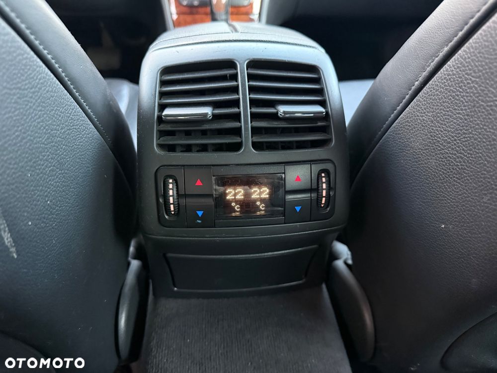 Mercedes-Benz Klasa E 500 4-Matic T Avantgarde - 10