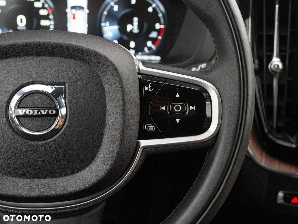 Volvo XC 60 B5 D AWD Inscription - 17