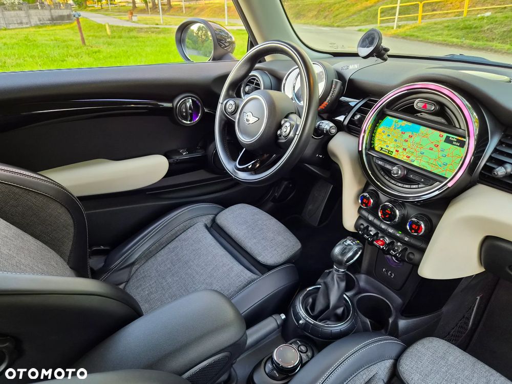 MINI Cooper Seven Chili - 7