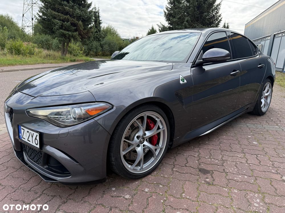 Alfa Romeo Giulia 2.9 Bi Turbo V6 Quadrifoglio - 3