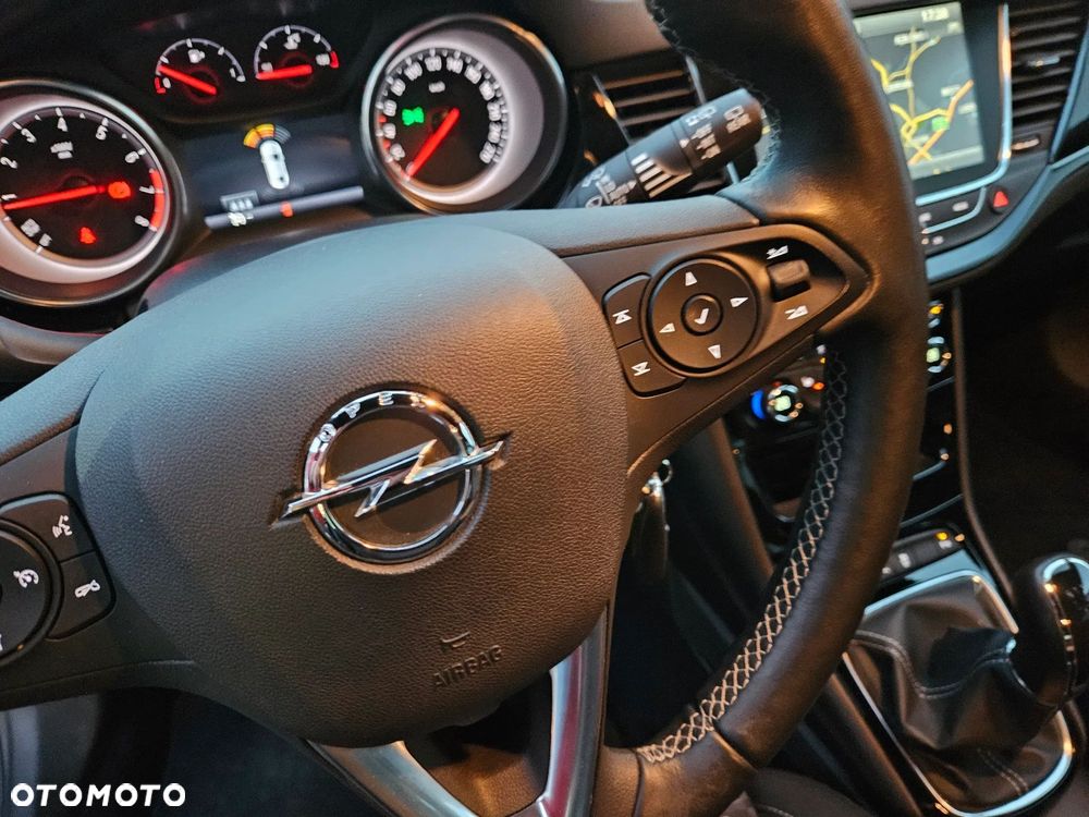 Opel Astra 1.4 Turbo Dynamic - 28