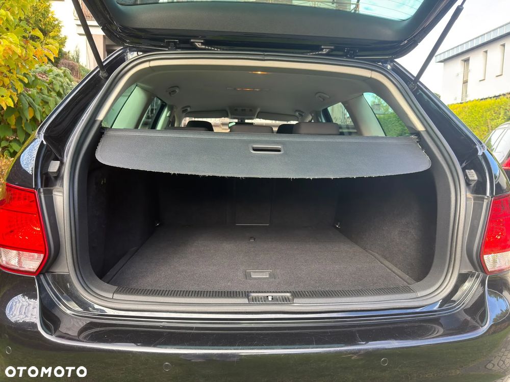 Volkswagen Golf - 5