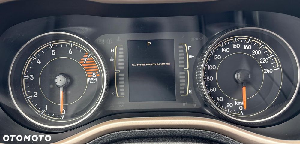 Jeep Cherokee 3.2 V6 Active Drive I Limited - 25