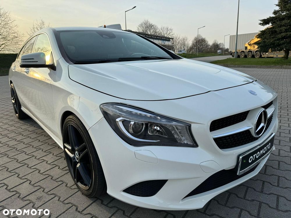 Mercedes-Benz CLA 220 d 7G-DCT Peak Edition - 17