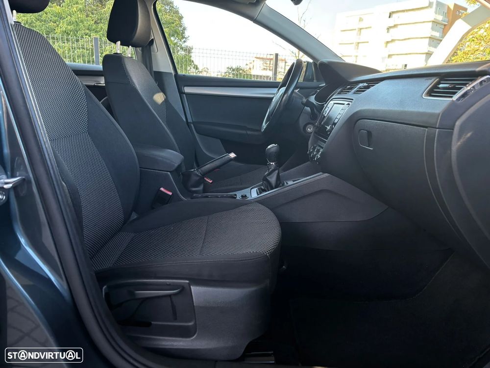 Skoda Octavia 1.6 TDI Ambition - 8