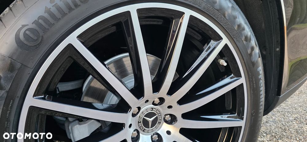 Mercedes-Benz GLS - 30