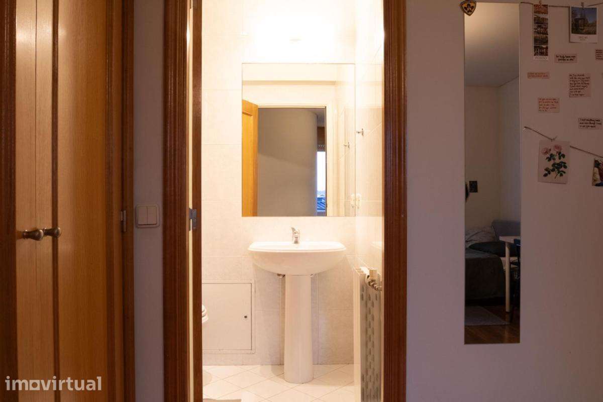 Quarto - localizado em Cedofeita Porto - Grande imagem: 5/14