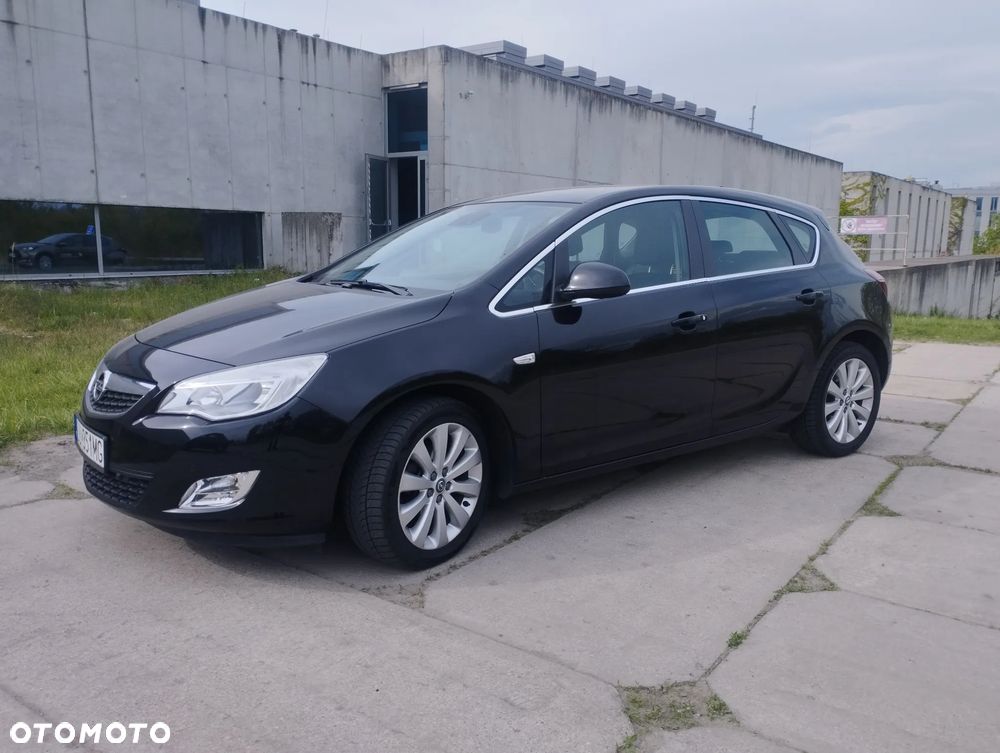 Opel Astra 1.4 Turbo - 2