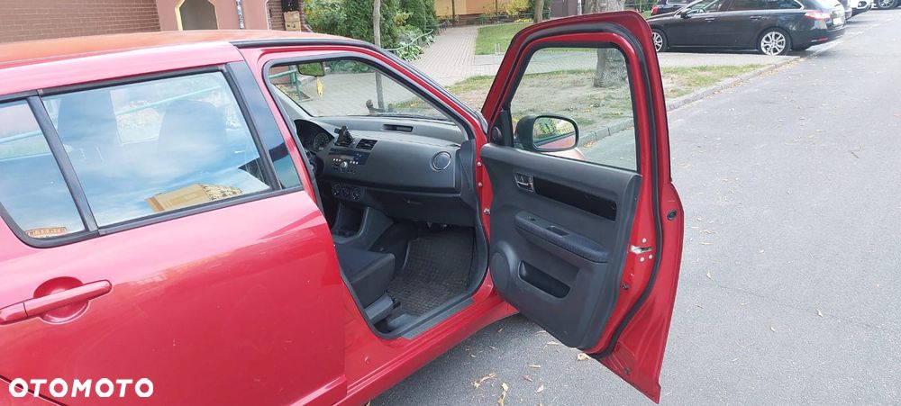 Suzuki Swift - 22