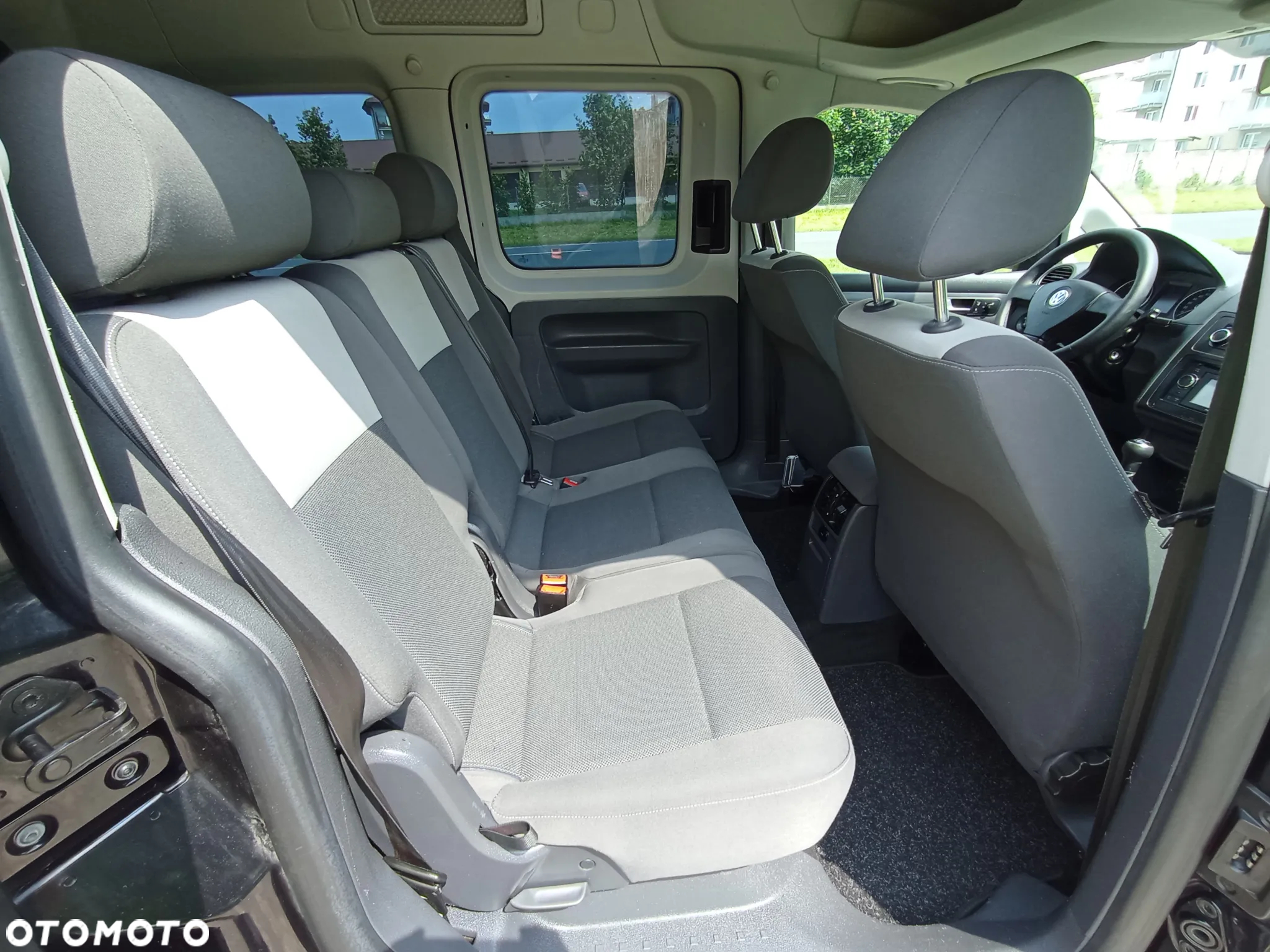 Volkswagen Caddy - 25