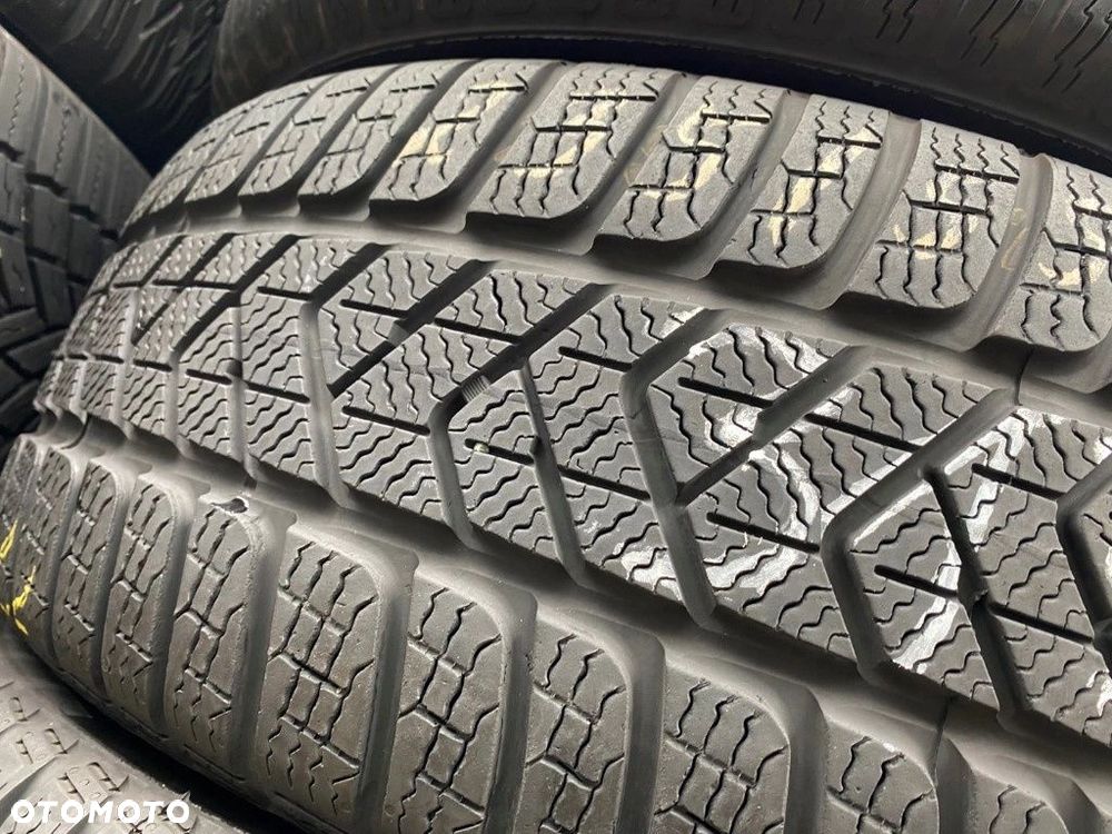 235/55r17 Pirelli SottoZero 3_6,3mm_2szt_(313) - 3