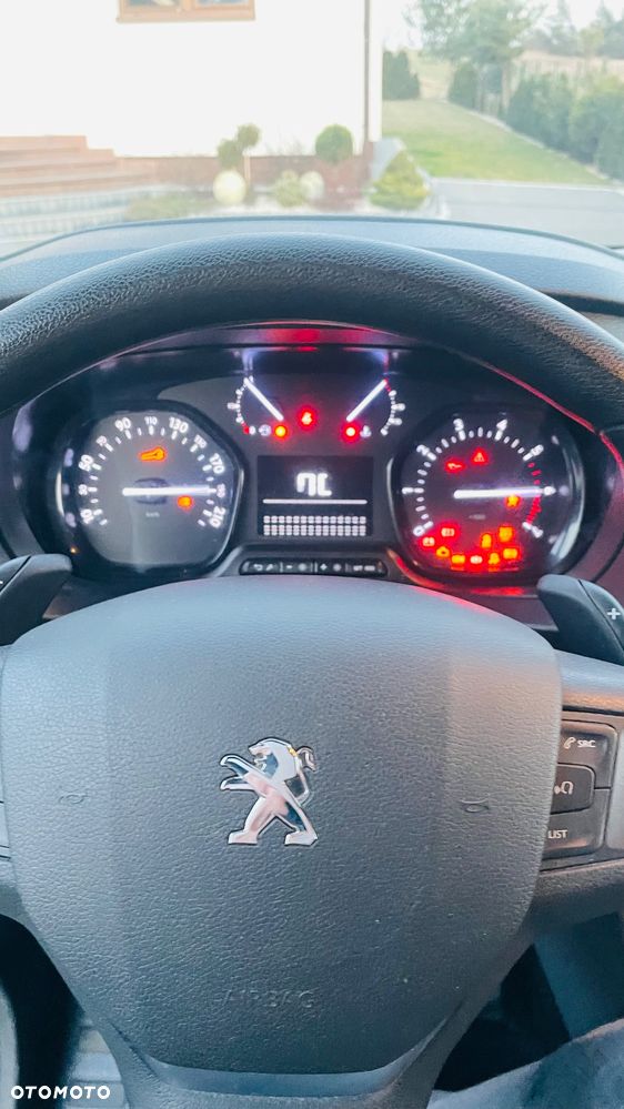 Peugeot Expert Standard 2,8t EAT8 (bryg.) - 21