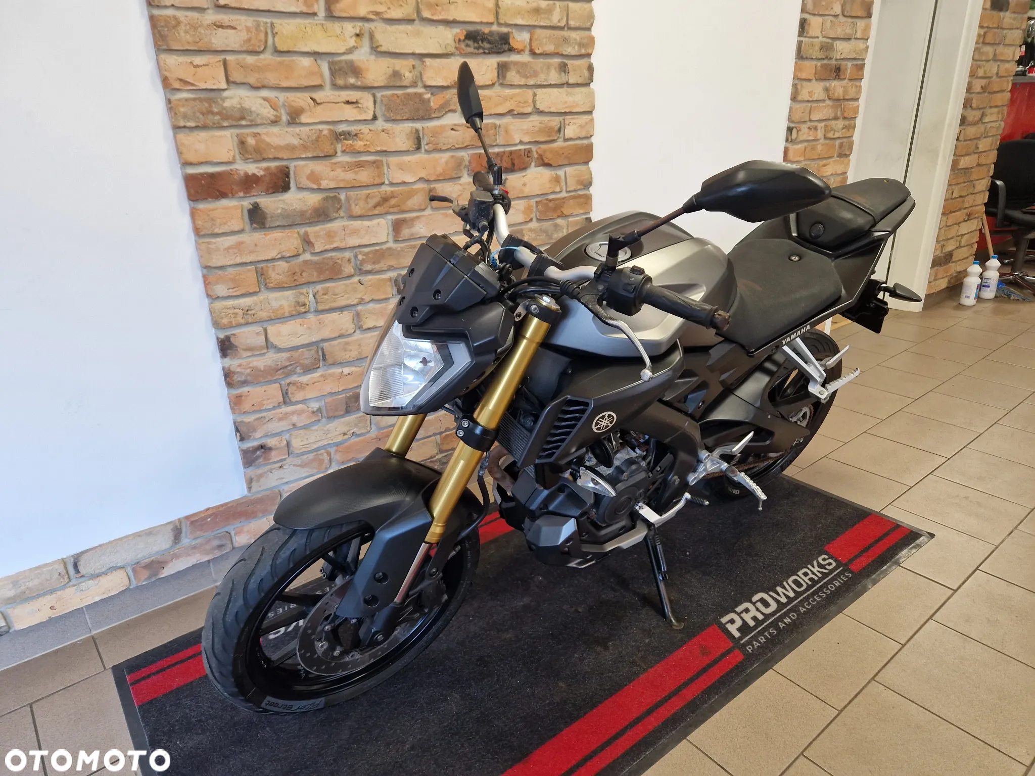 Yamaha MT - 4