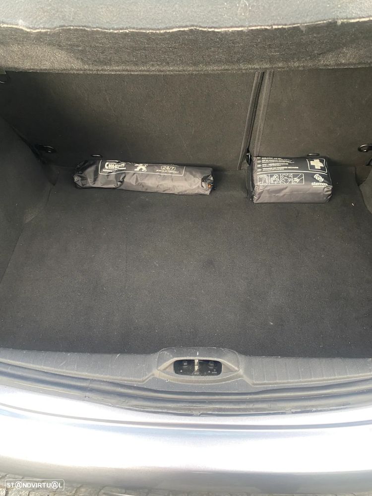 Peugeot 208 PureTech 82 Start & Stop Allure - 12