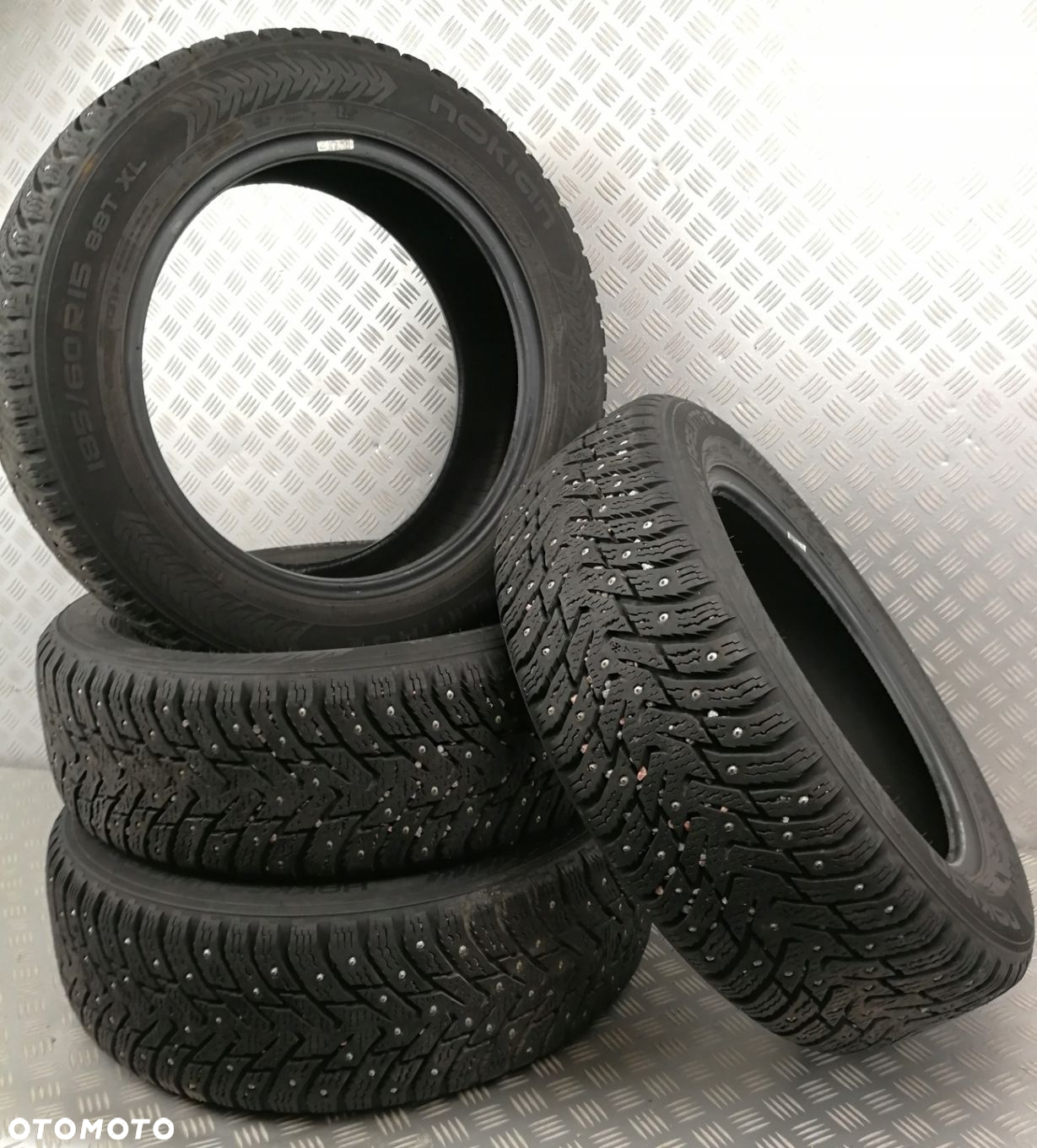 opona zimowa kolcowana 185/60R15 88T XL NOKIAN HAKKAPELITTA 8 - 2