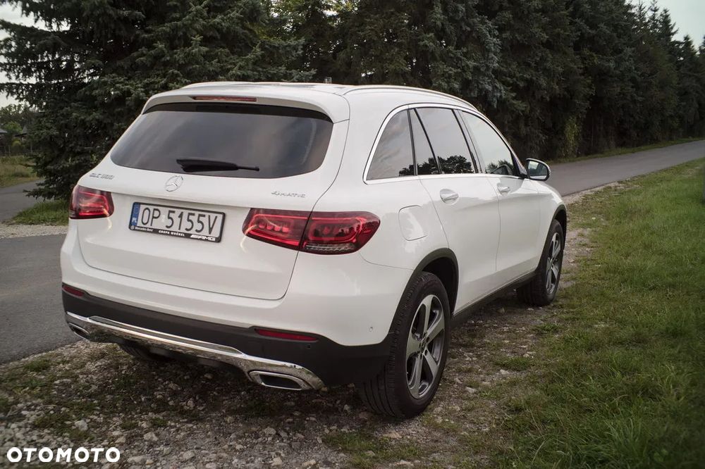 Mercedes-Benz GLC 300 4-Matic - 4