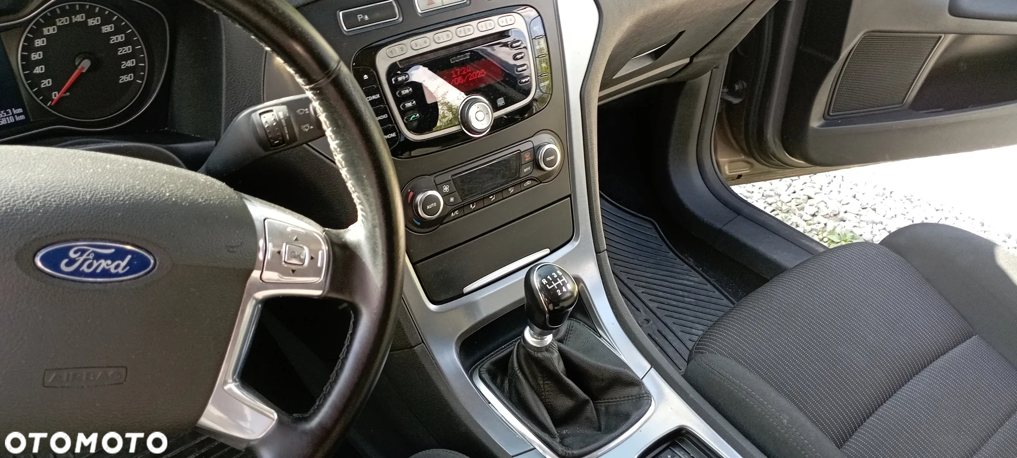 Ford Mondeo 1.6 T Ambiente - 8