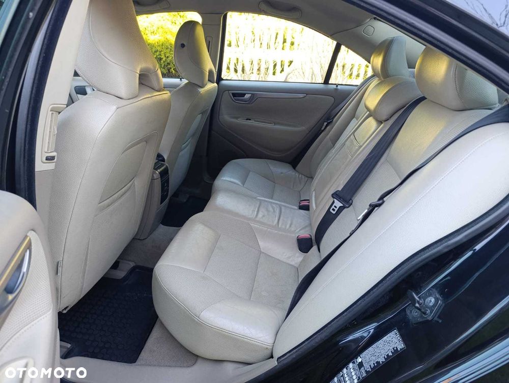 Volvo S60 - 4