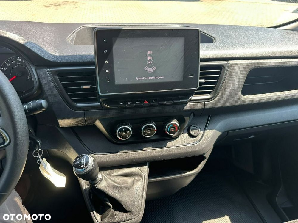 Renault Trafic - 19