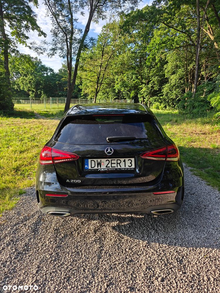 Mercedes-Benz Klasa A 200 AMG Line 7G-DCT - 3