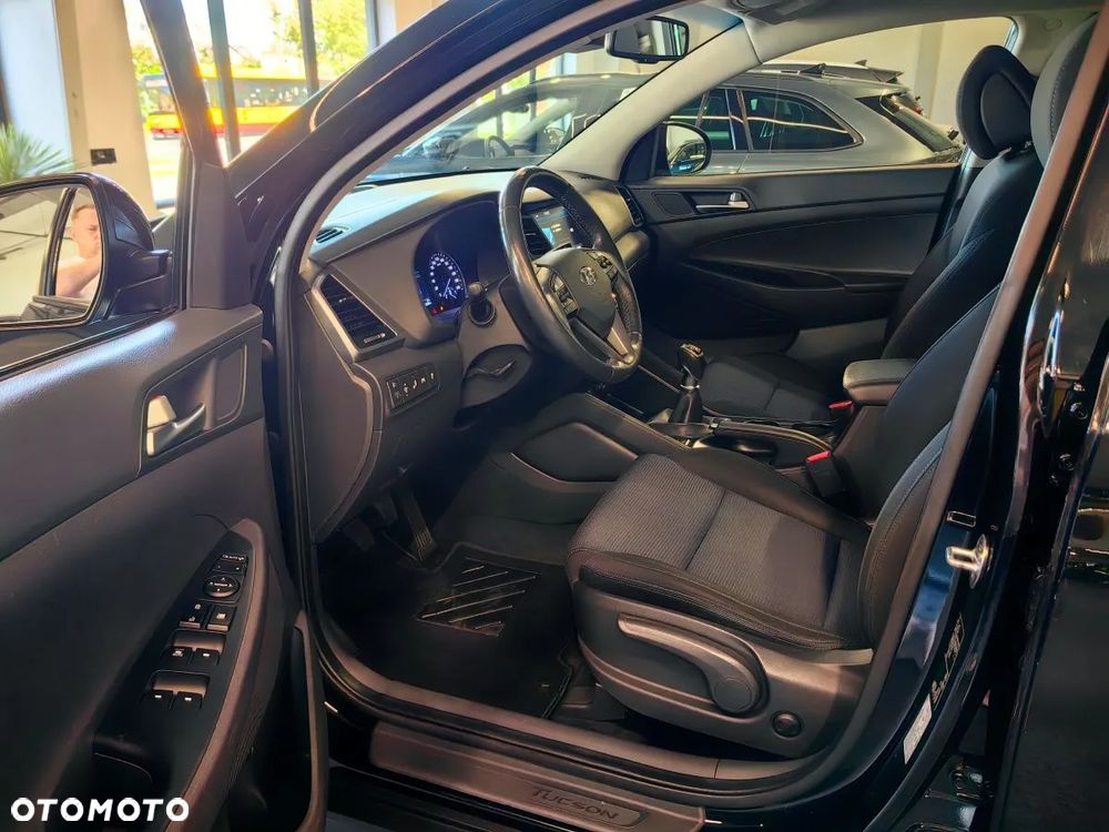 Hyundai Tucson blue 1.7 CRDi 2WD Passion Plus - 6
