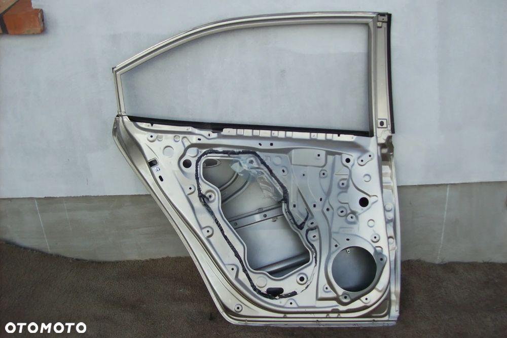 drzwi tylne lewe toyota corolla -21 - 5