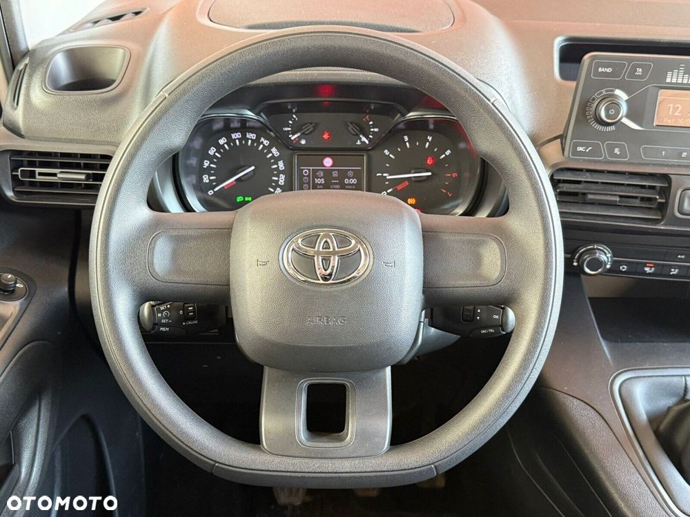 Toyota ProAce - 16