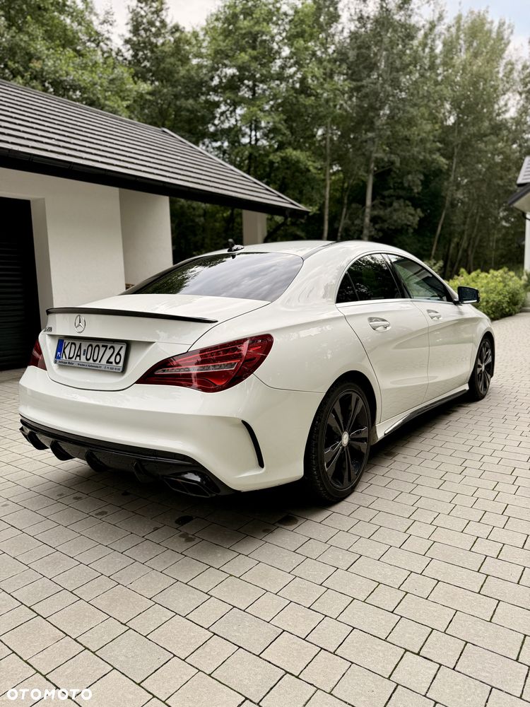 Mercedes-Benz CLA 250 7G-DCT Urban - 7
