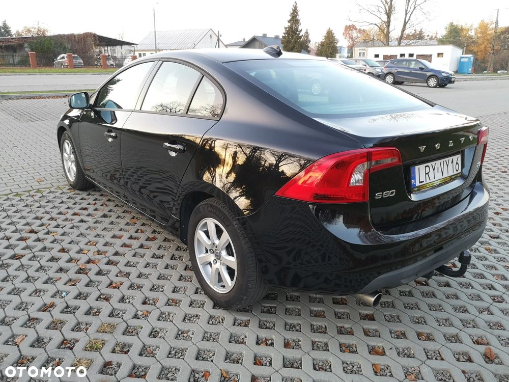Volvo S60 T3 Edition - 23