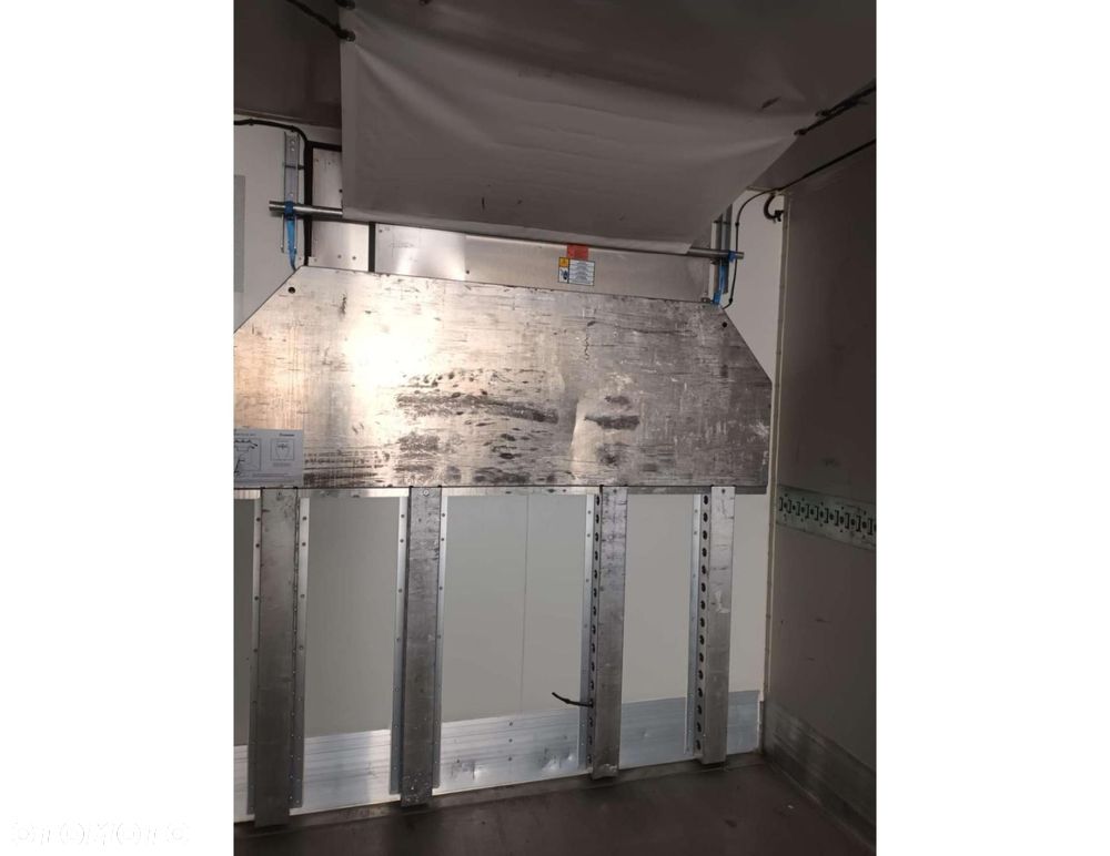 Krone SDR FP 60 ThermoKing SLXi 300 - 11