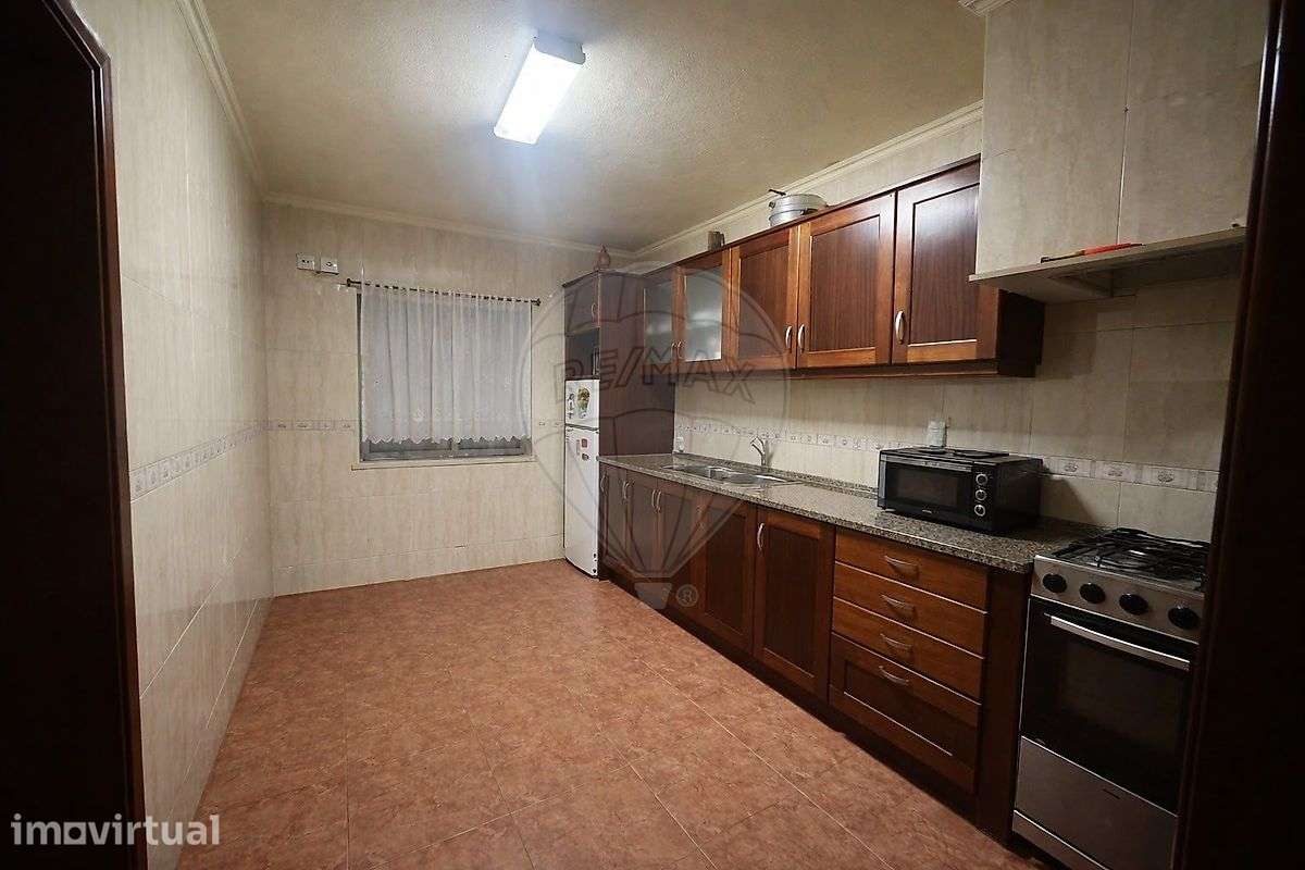 Moradia T2 para venda