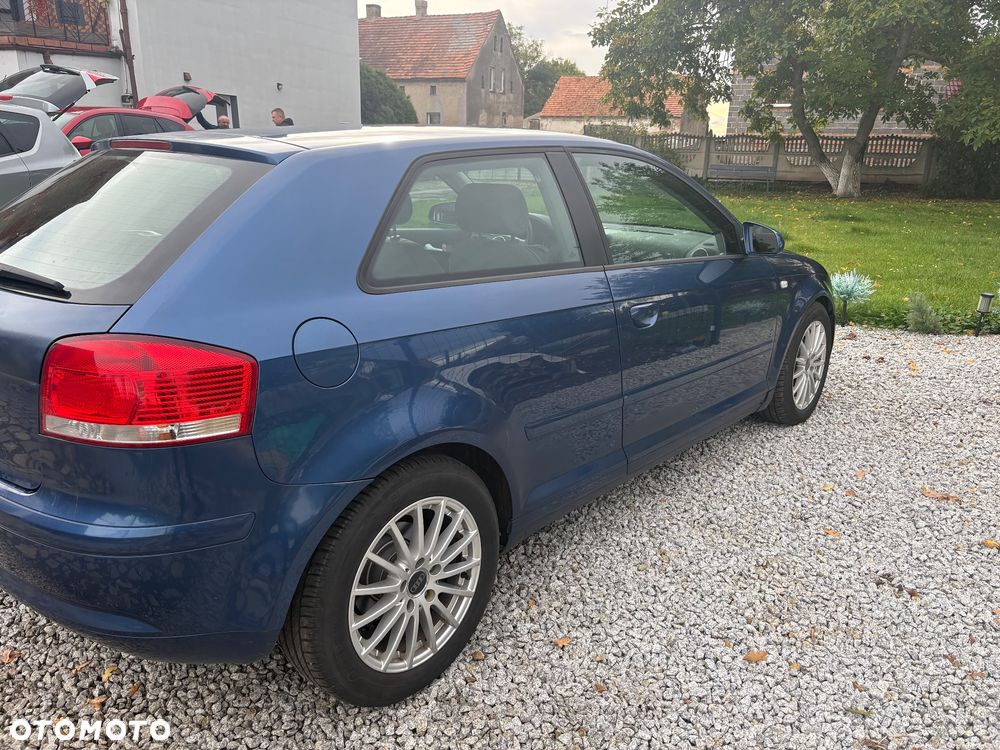 Audi A3 2004 photo 2